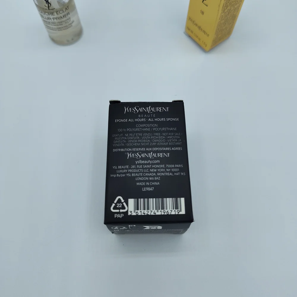 YSL Candy Glow Lip Balm 1B + Touche Éclat Blur Primer + YSL Beauty Sponge Set - Picture 4 of 9